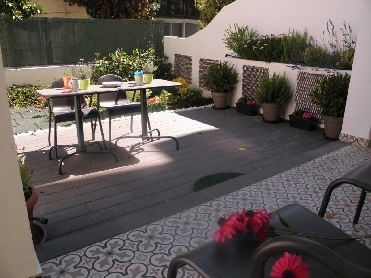 Sunny Orange Garden Apartment In Central Lissabon Exterior foto