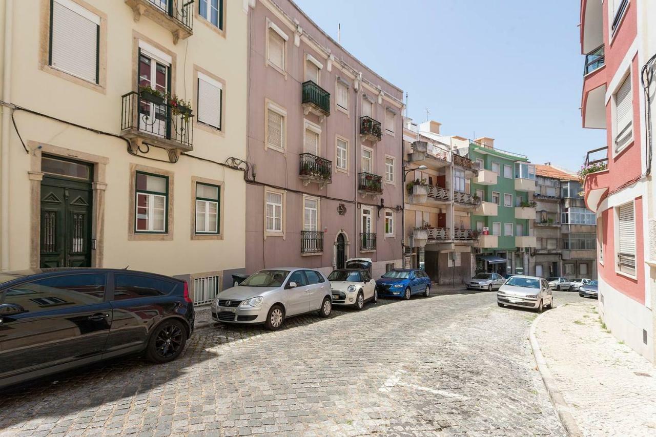 Sunny Orange Garden Apartment In Central Lissabon Exterior foto
