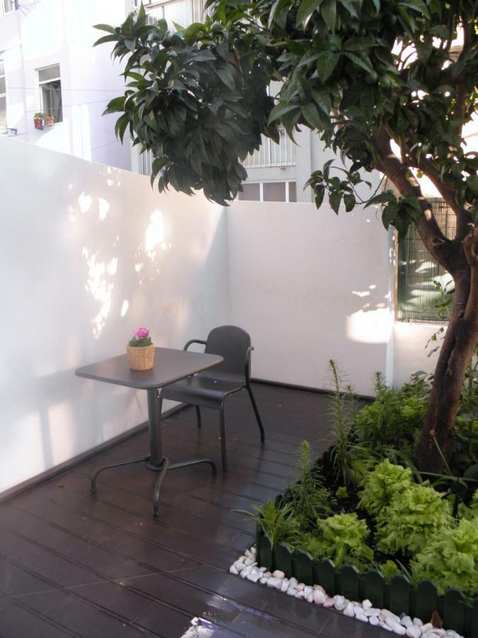 Sunny Orange Garden Apartment In Central Lissabon Exterior foto